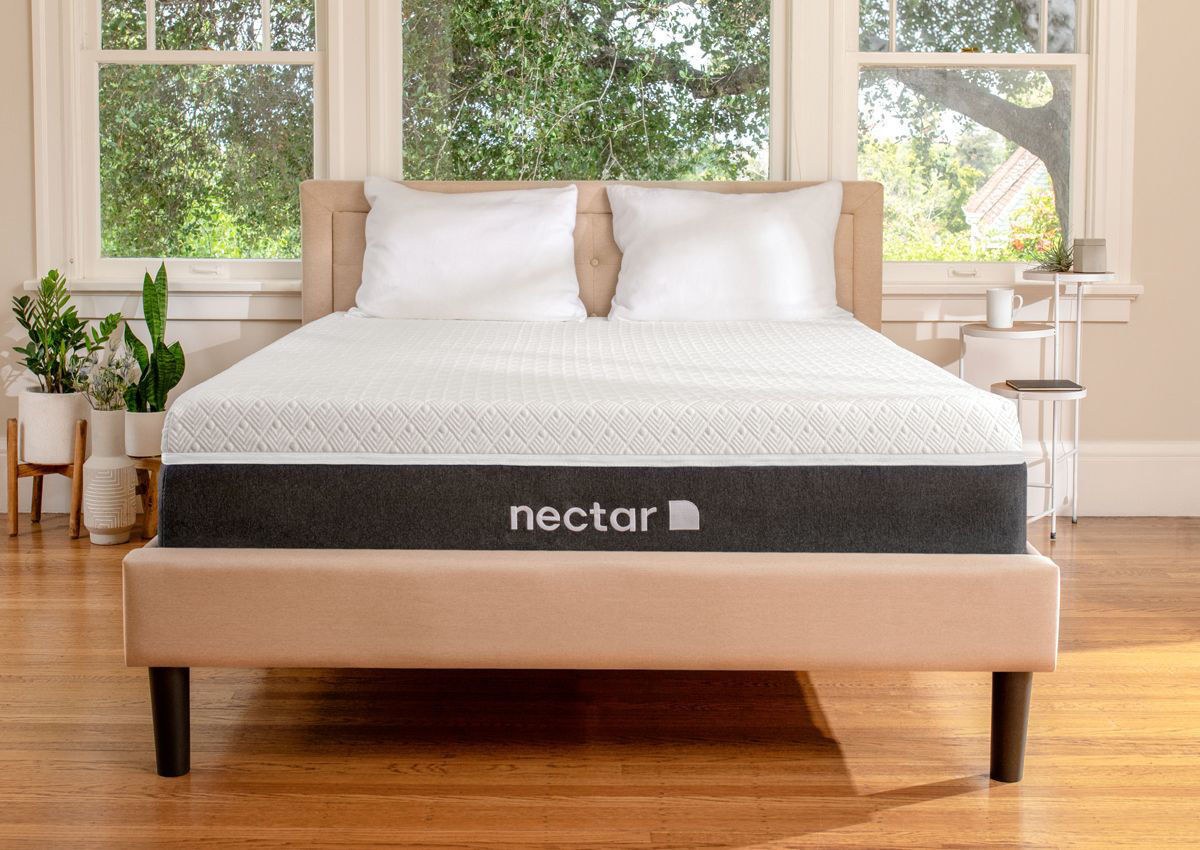 nectar lush queen size mattress